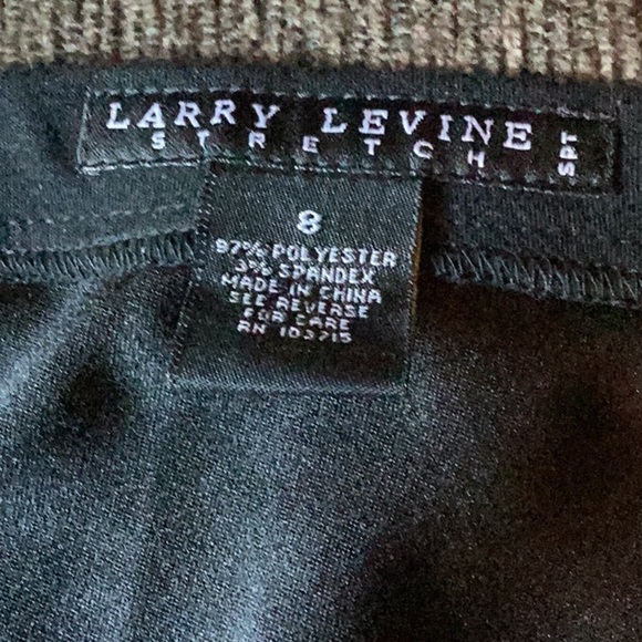 Larry LEVINE faux Suede Handkerchief hem Skirt size 8 - Picture 2 of 3